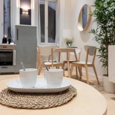 Opera Bel Canto - 1er Arrondissement Apartment